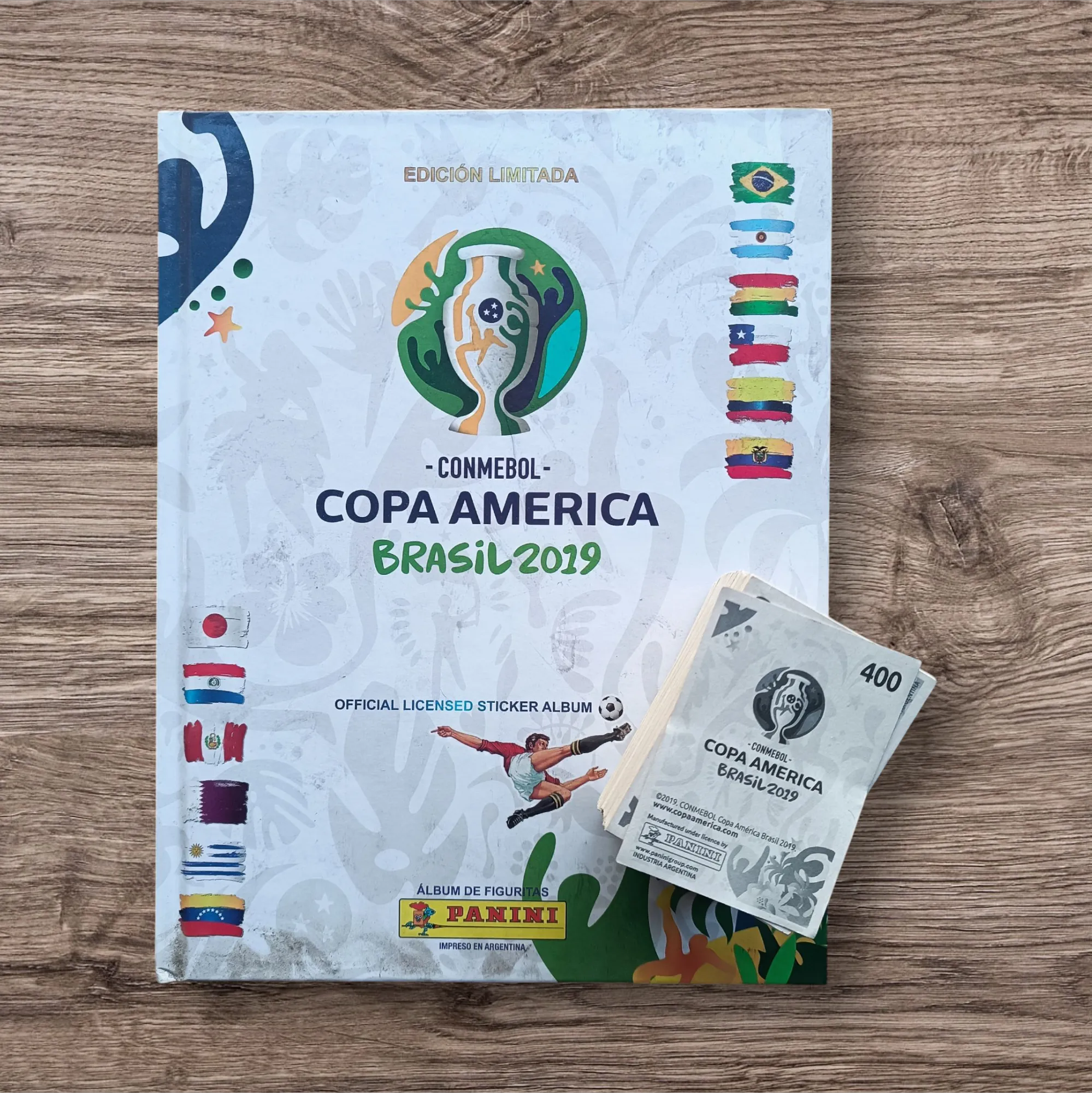 Álbum tapa dura + 297 figuritas sin repetir Copa América 2019