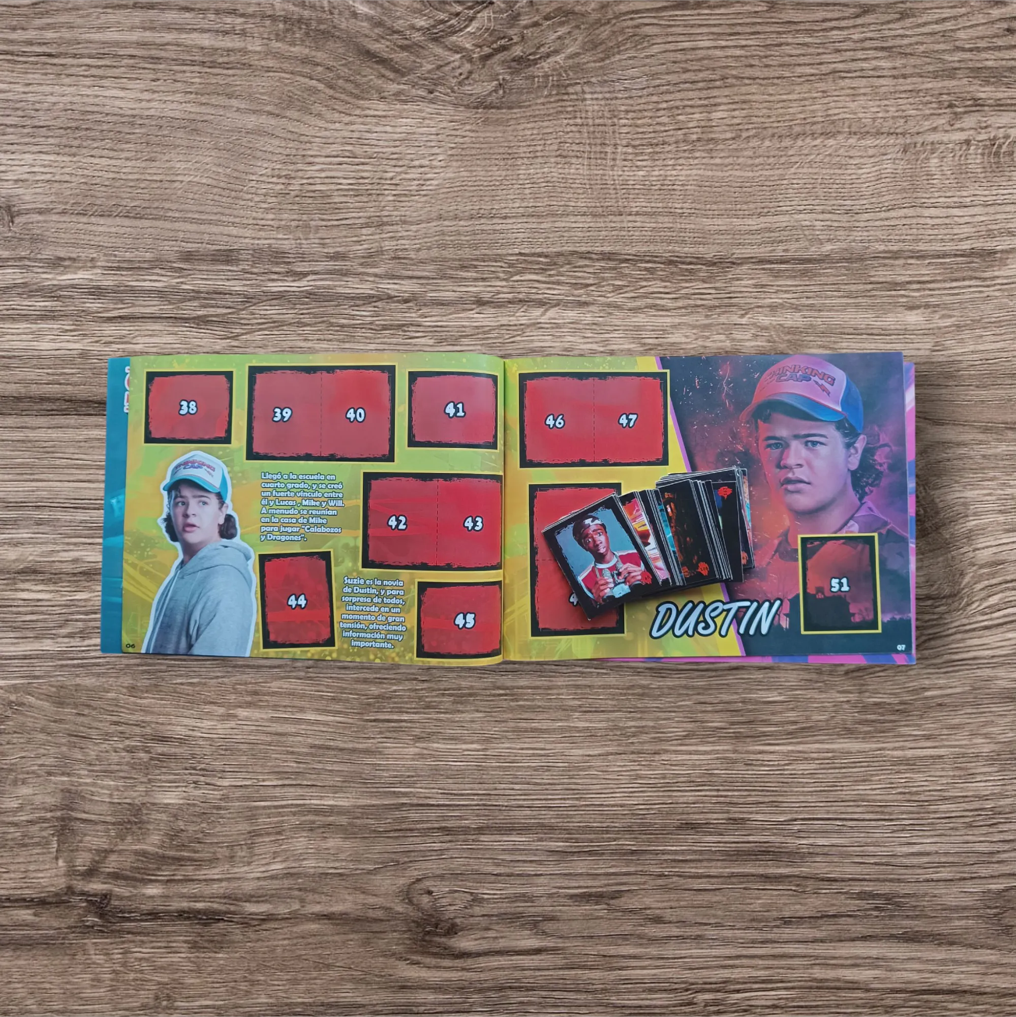 Álbum + 102 figuritas sin repetir Stranger Things