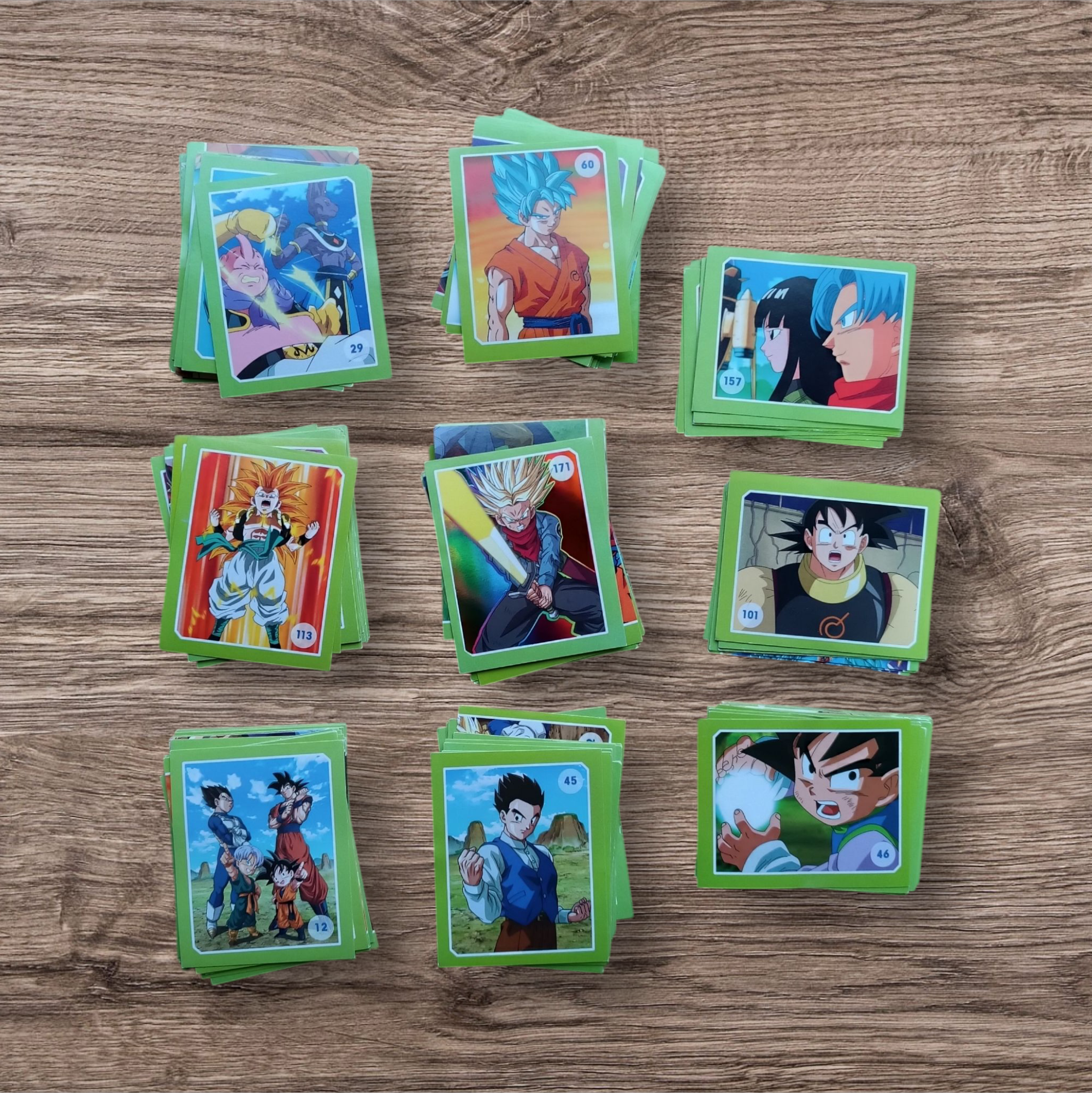 Lote 176 figuritas Dragon Ball