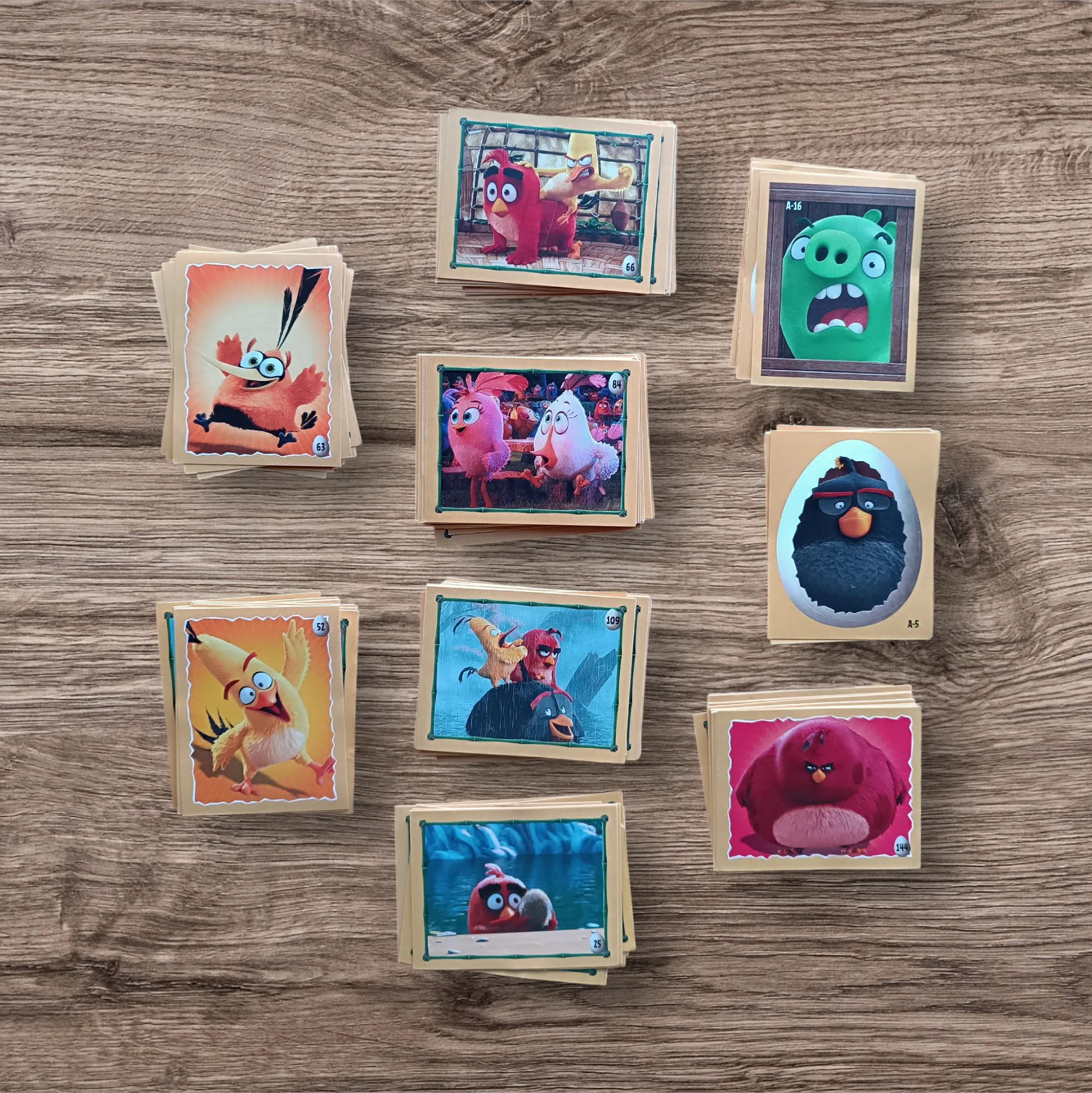 Lote 134 figuritas Angry Birds