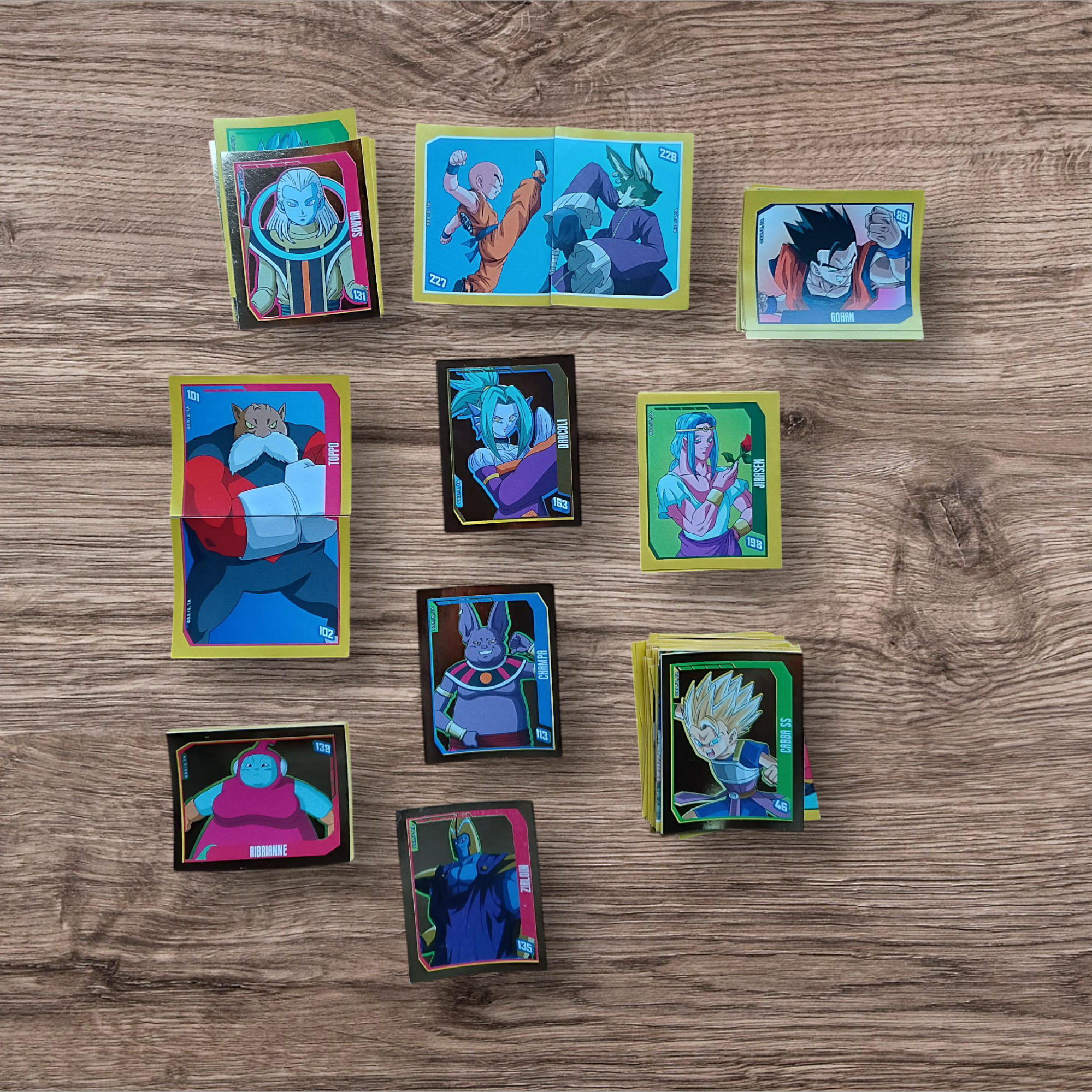 Lote 92 figuritas sin repetir Dragon Ball