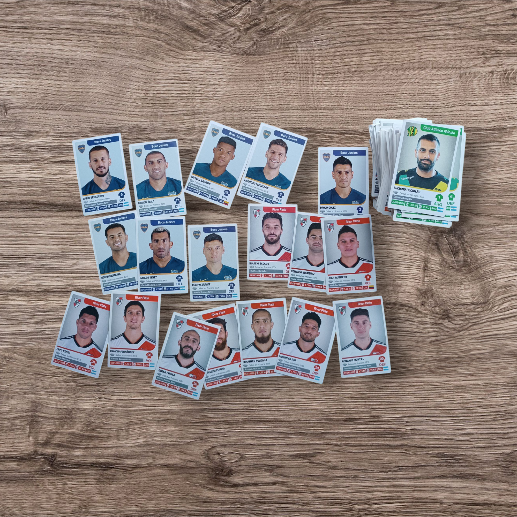 Lote 329 figuritas sin repetir Fútbol Argentino 2019-2019