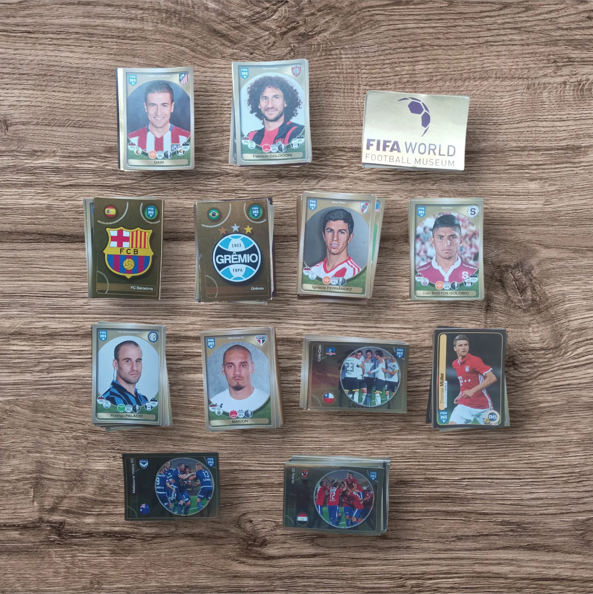Lote 110 figuritas sin repetir FIFA 365 2018