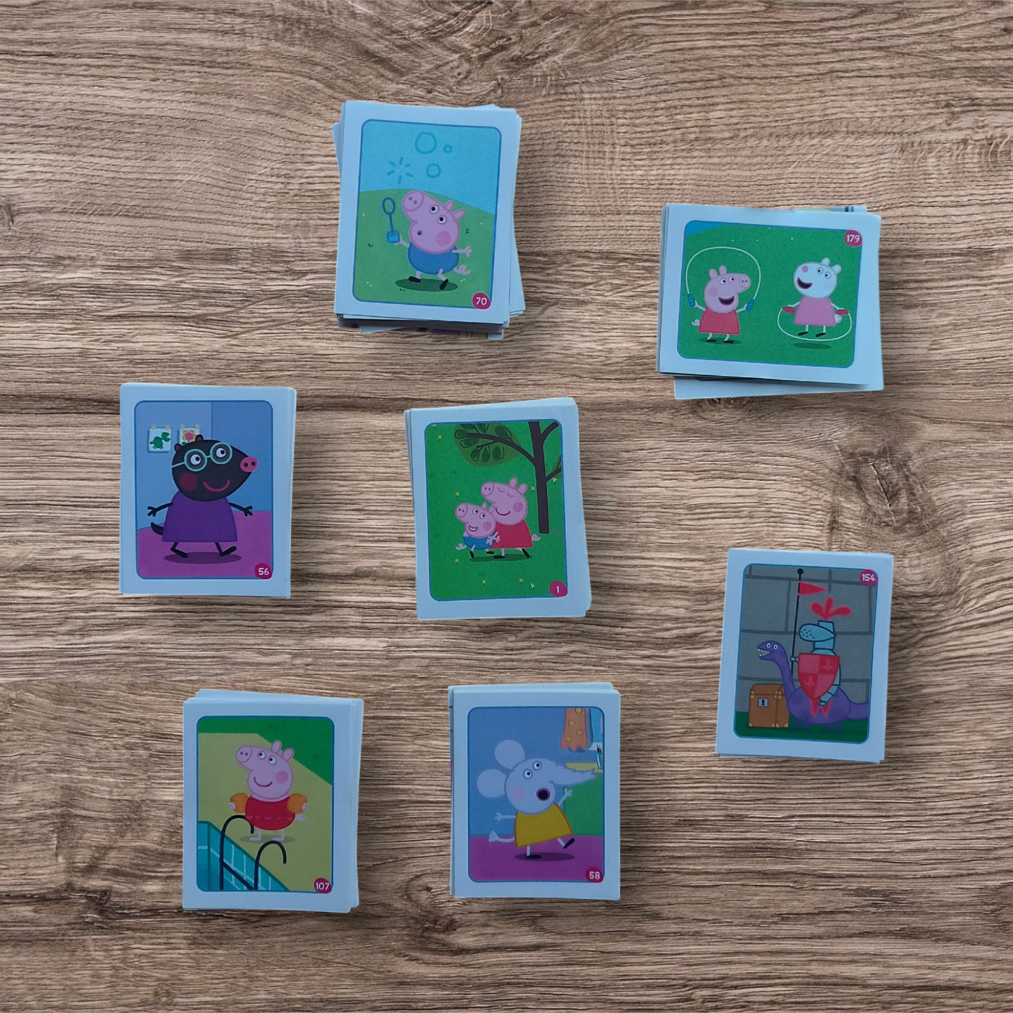 Lote 148 figuritas Peppa Pig