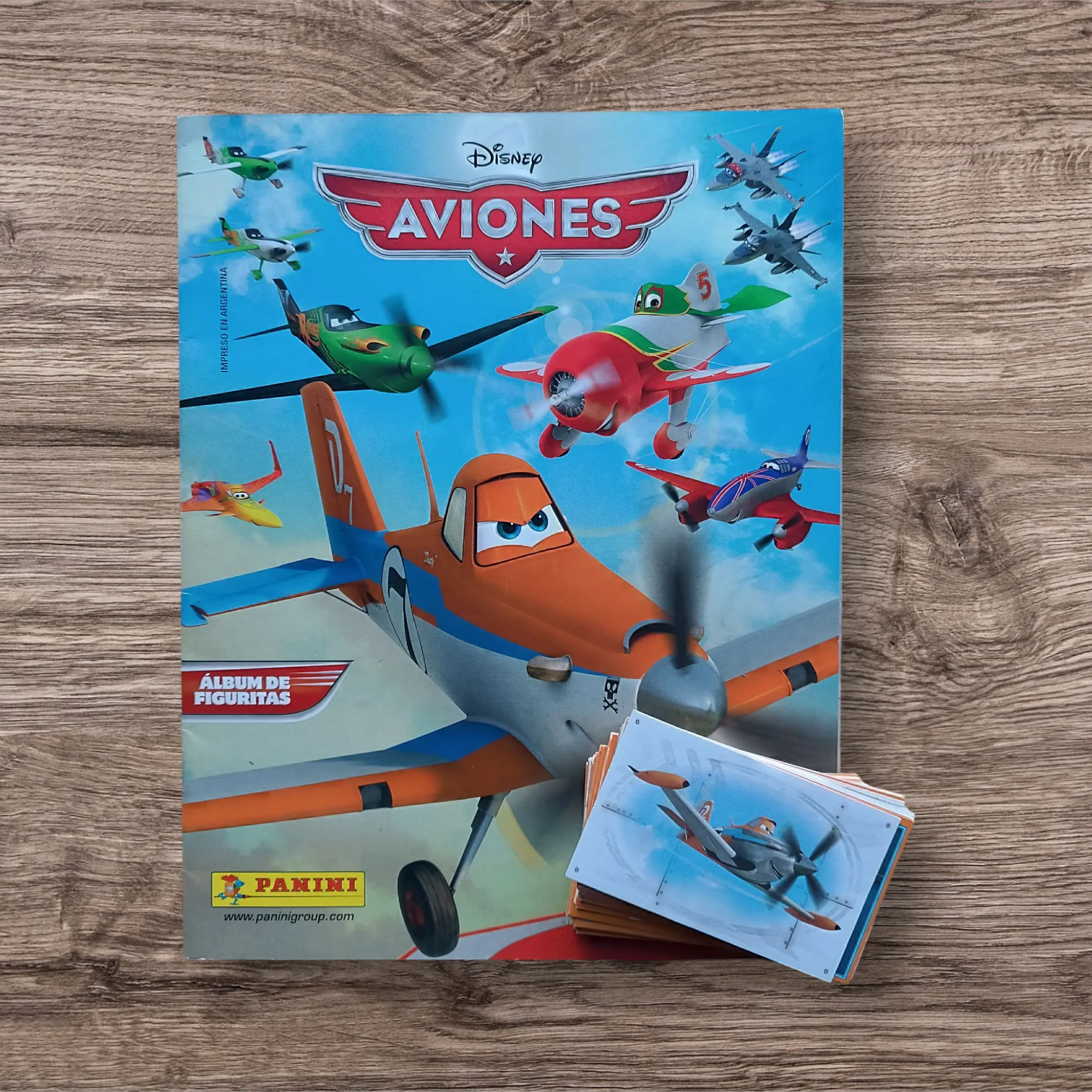 Álbum + 124 figuritas Aviones, de Panini