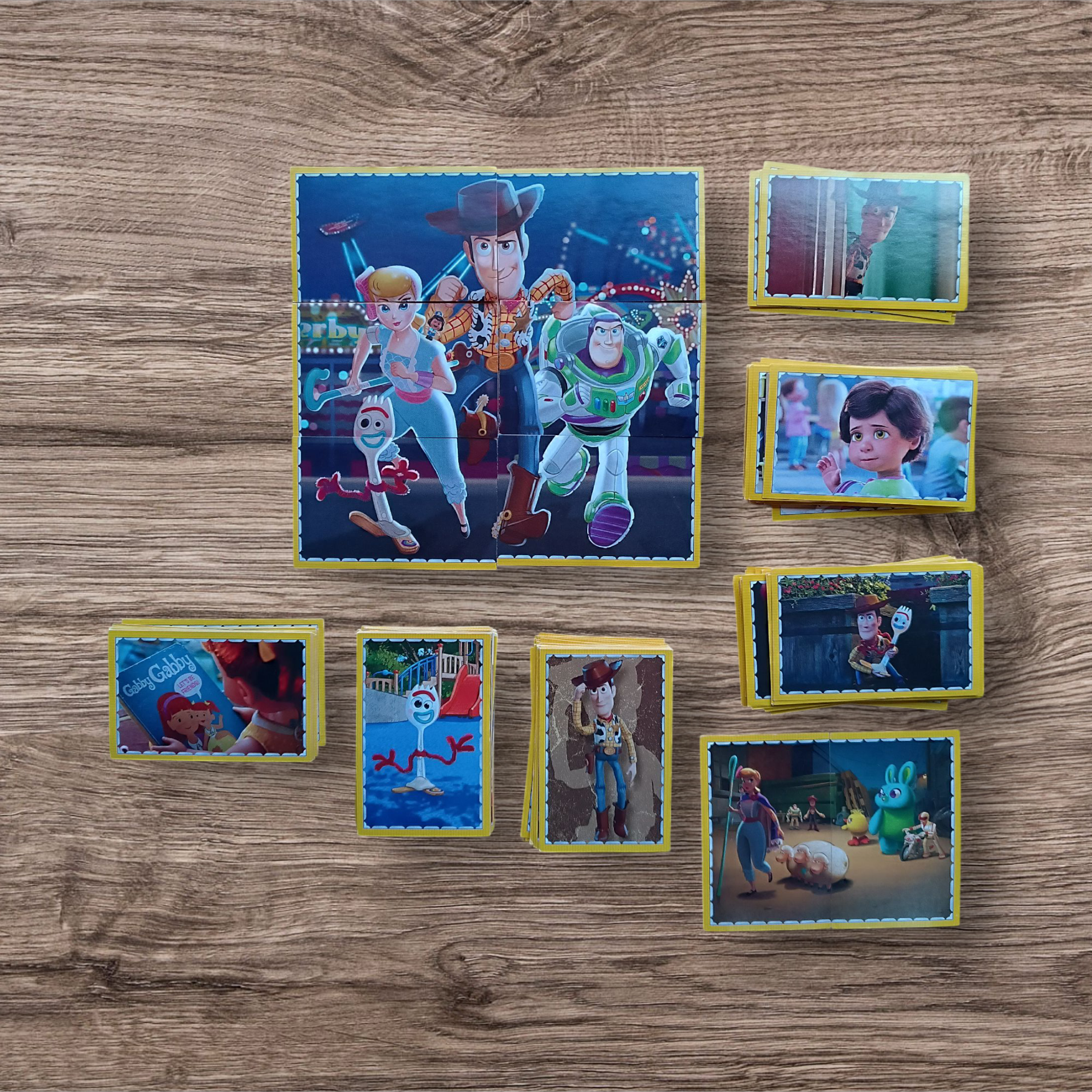 Lote increíble de 179 figuritas sin repetir Toy Story 4