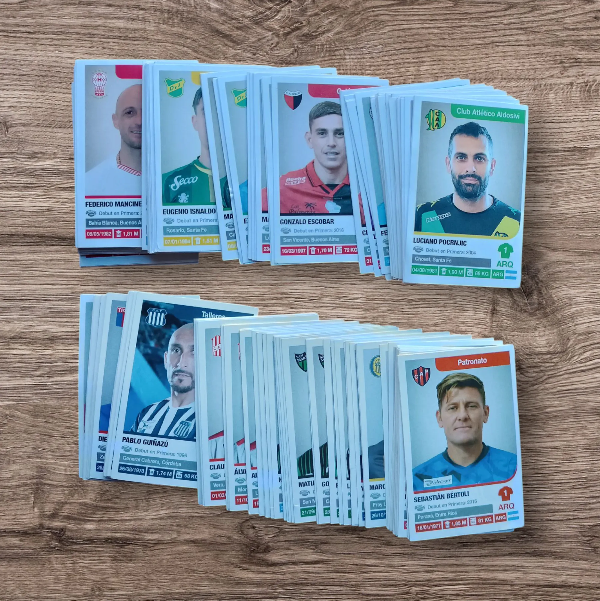 Lote 201 figuritas sin repetir Fútbol Argentino 2018-2019