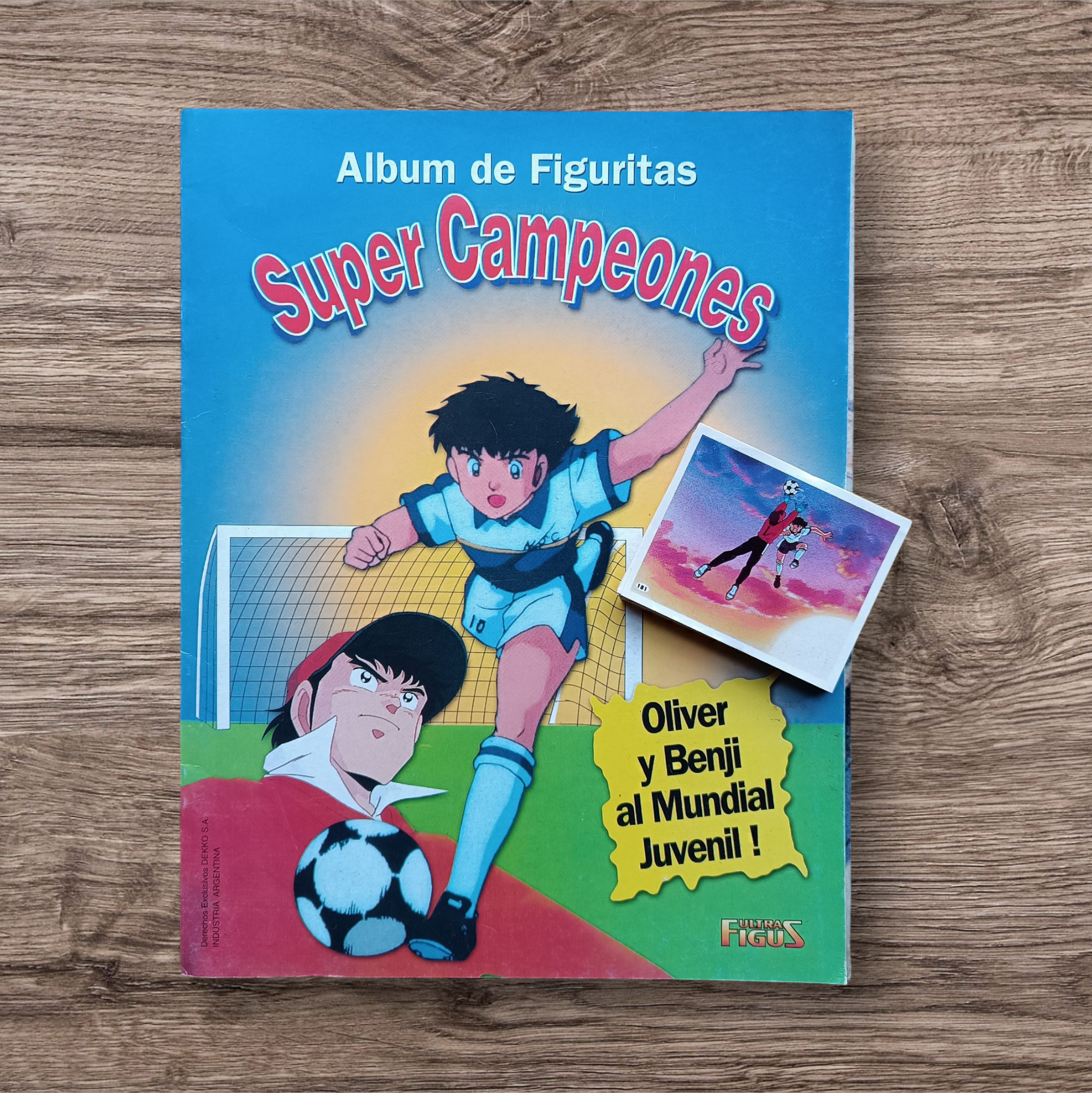 Álbum + 45 figuritas Súper Campeones