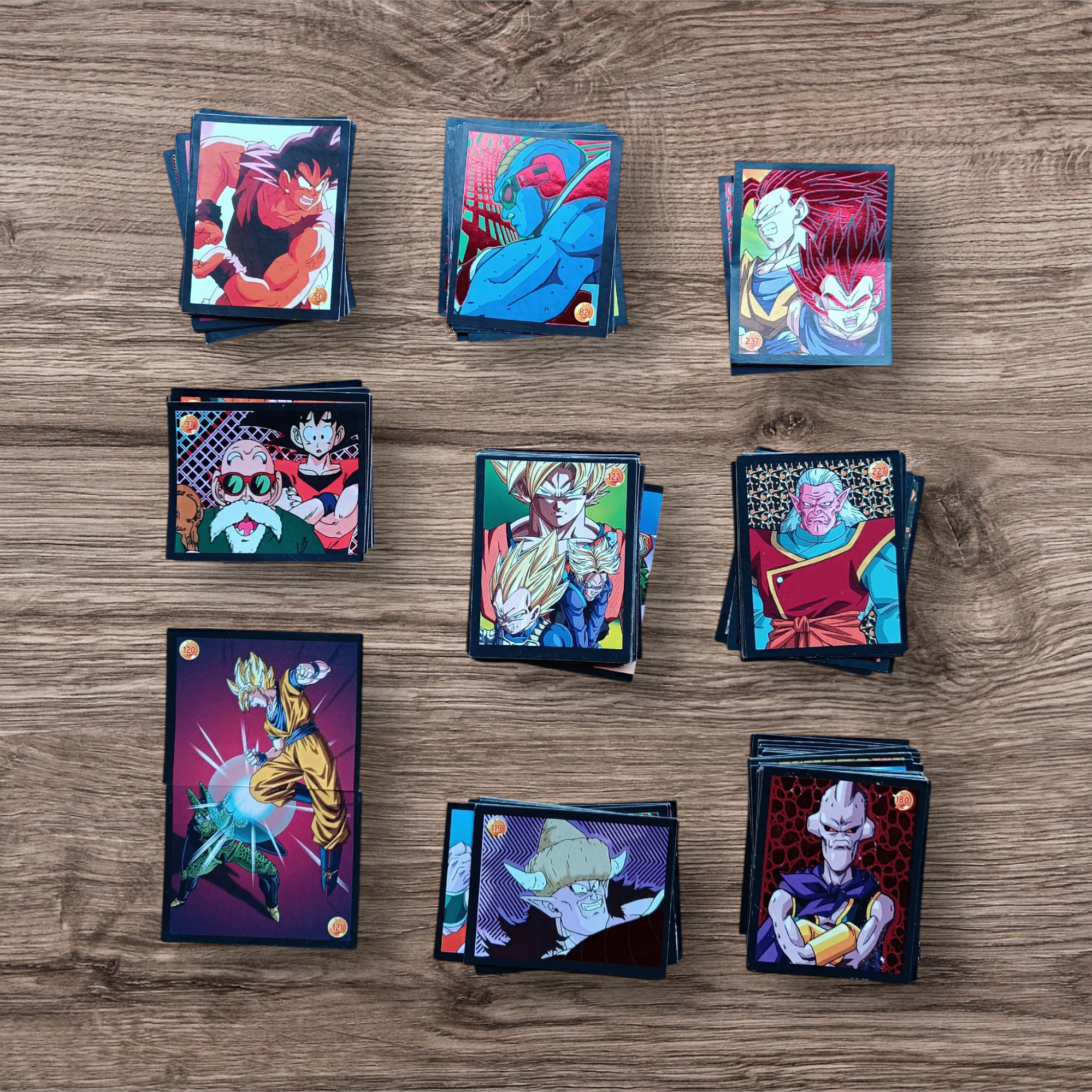 Lote 106 figuritas sin repetir Dragon Ball