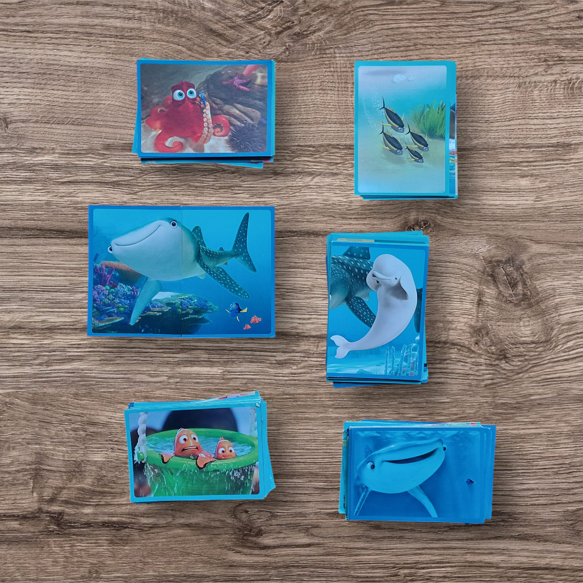 Lote 132 figuritas Buscando a Dory