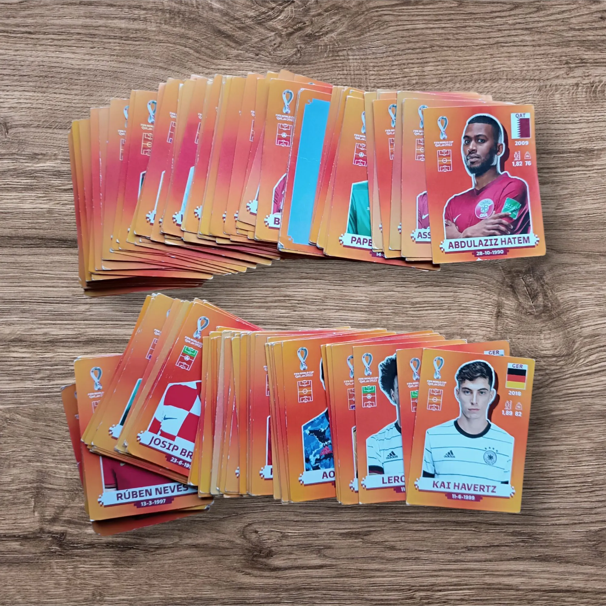 Lote 170 figuritas sin repetir Mundial Qatar 2022