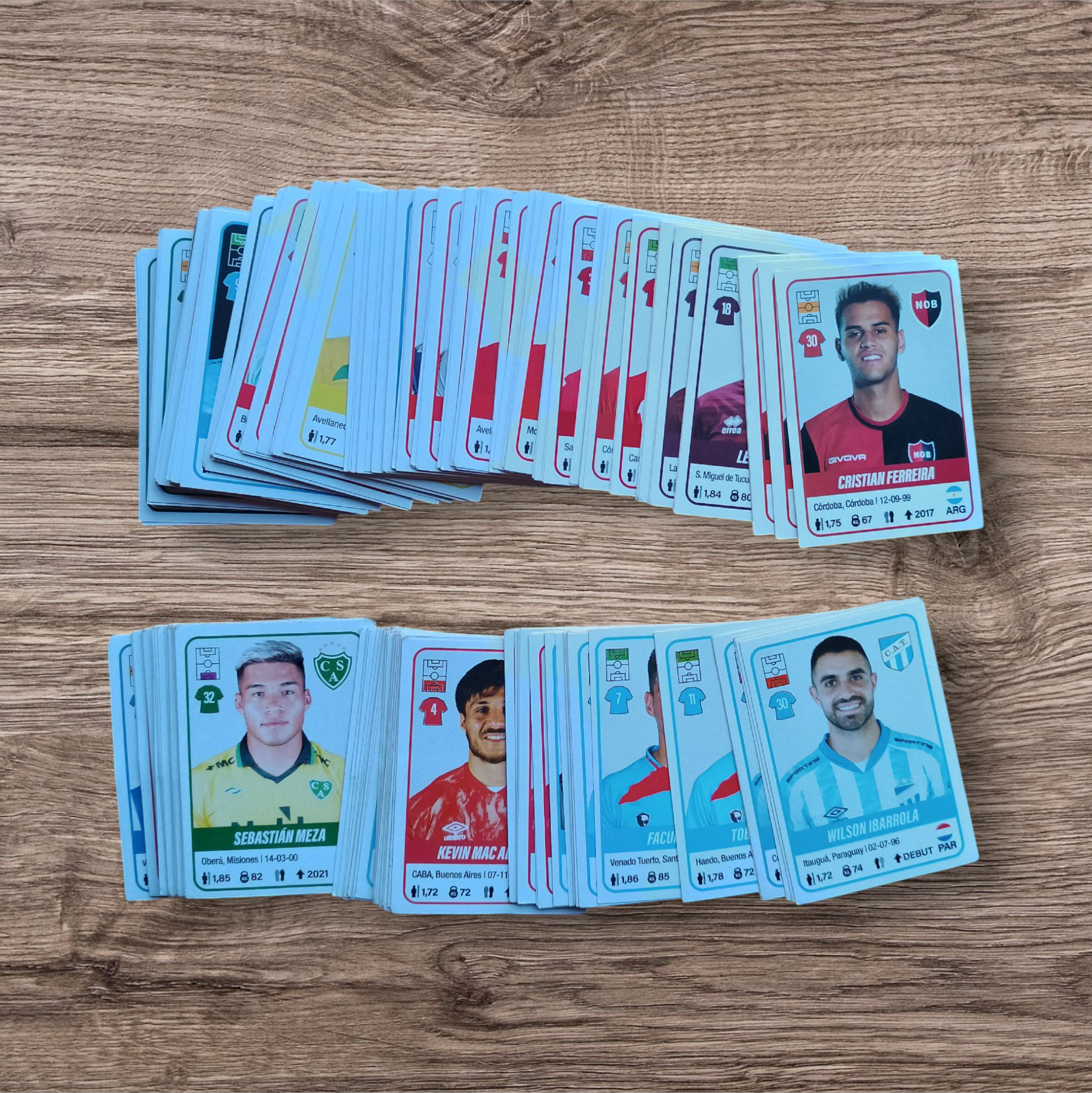 Lote 211 figuritas sin repetir Fútbol Argentino 2023