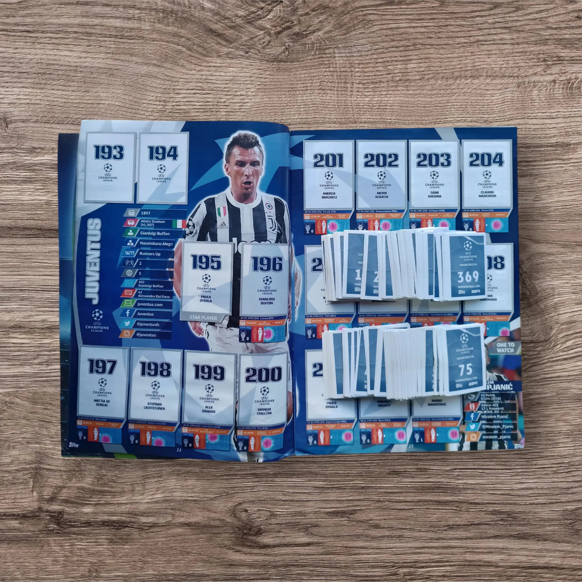 Álbum + 338 figuritas sin repetir Champions League 2017/18