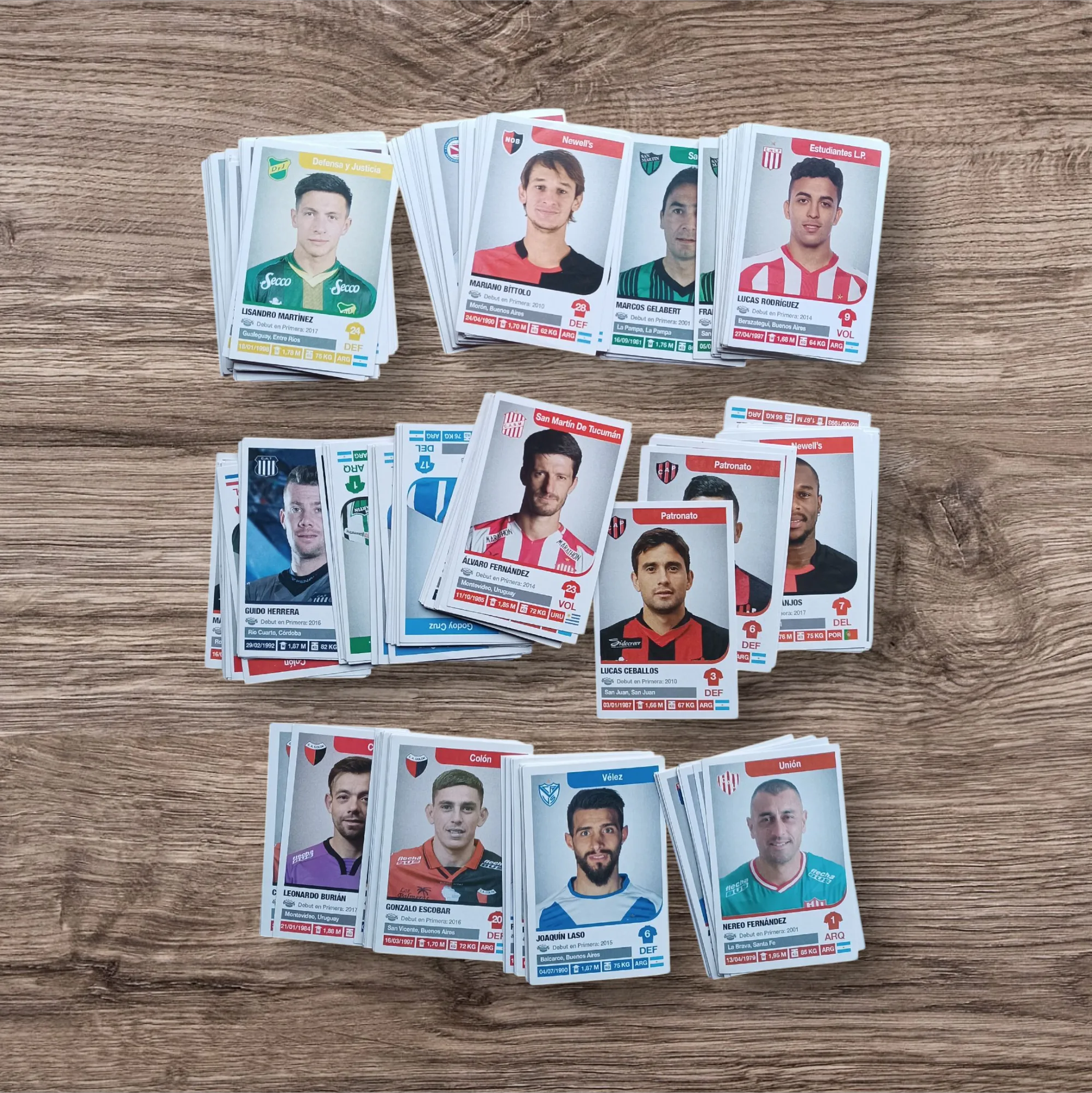 Lote 266 figuritas sin repetir Fútbol Argentino 2018-2019