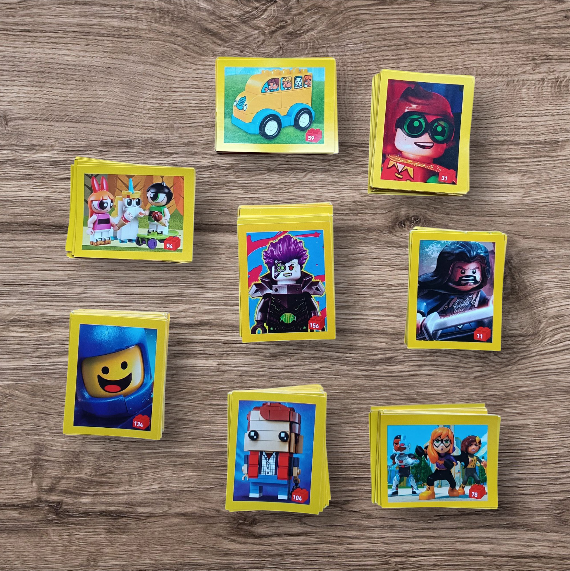 Lote 164 figuritas sin repetir Lego