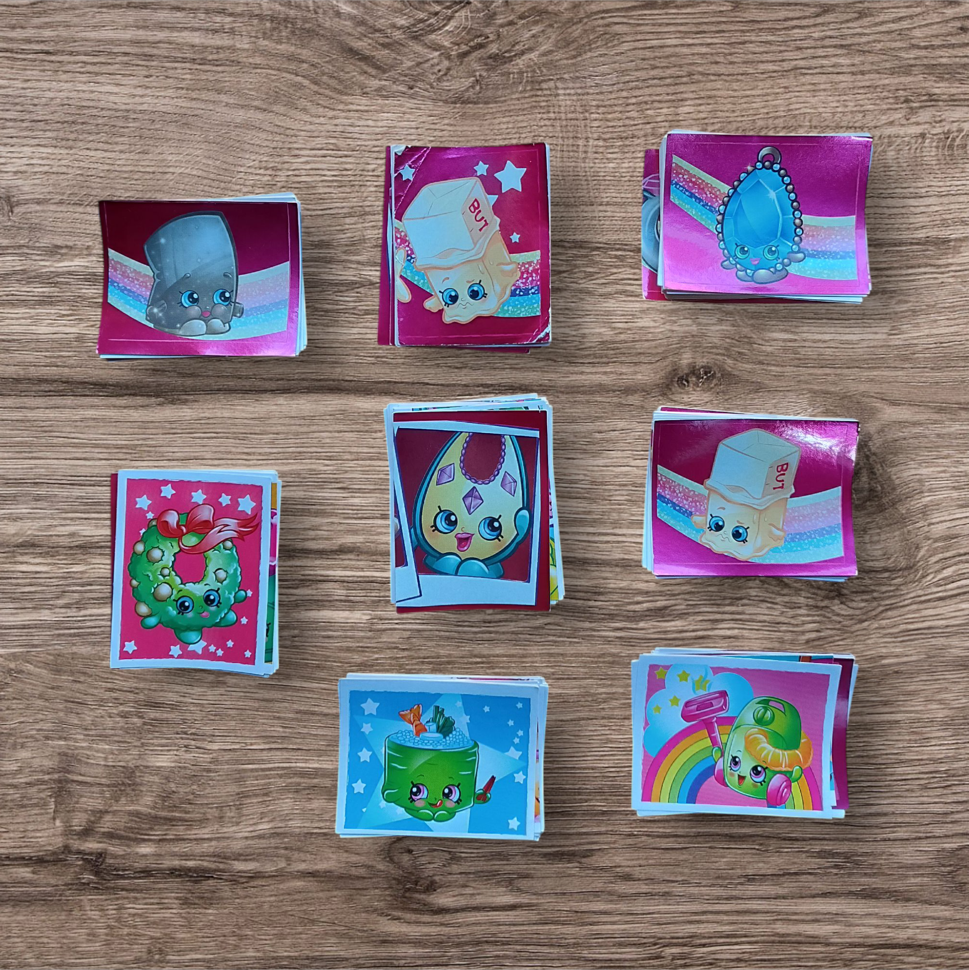 Lote 142 figuritas sin repetir Shopkins