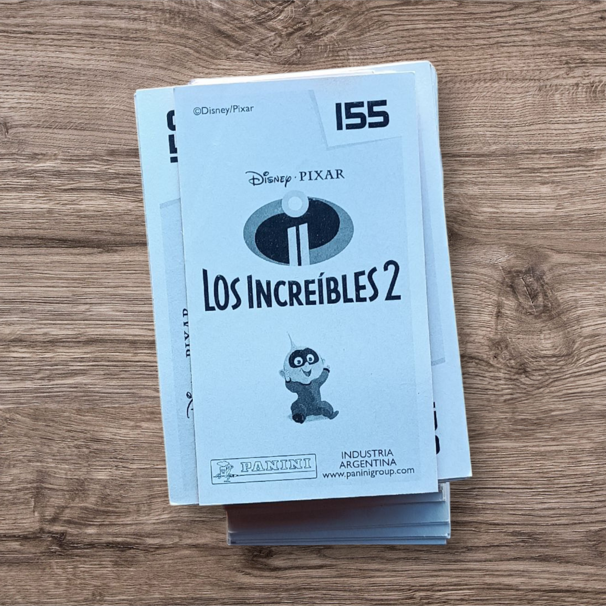 Lote 79 figuritas sin repetir Los Increíbles 2